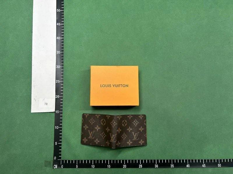 LV Wallet（39+ Styles） 