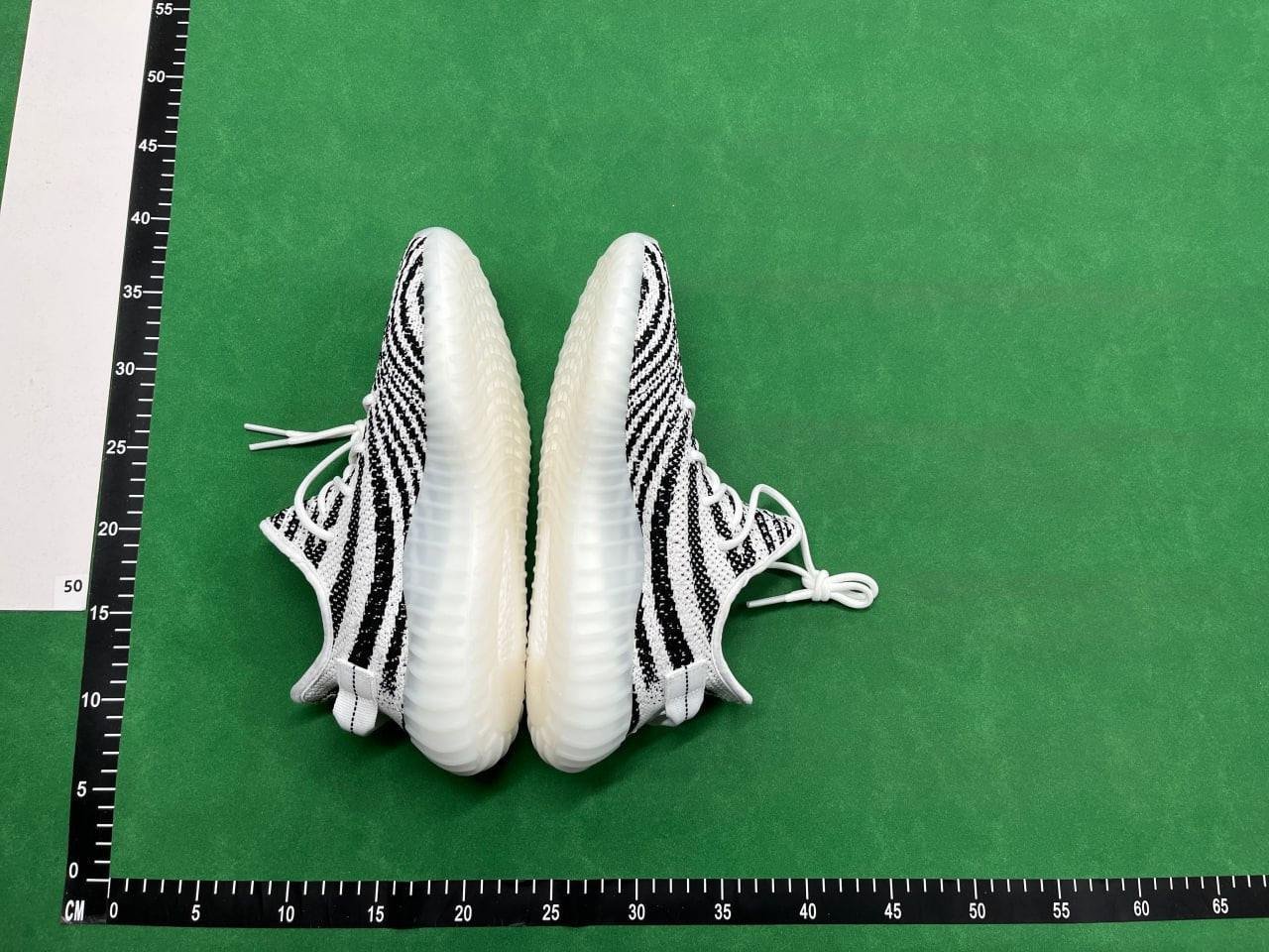 Adidas Yezzy 350 (23 CP) 