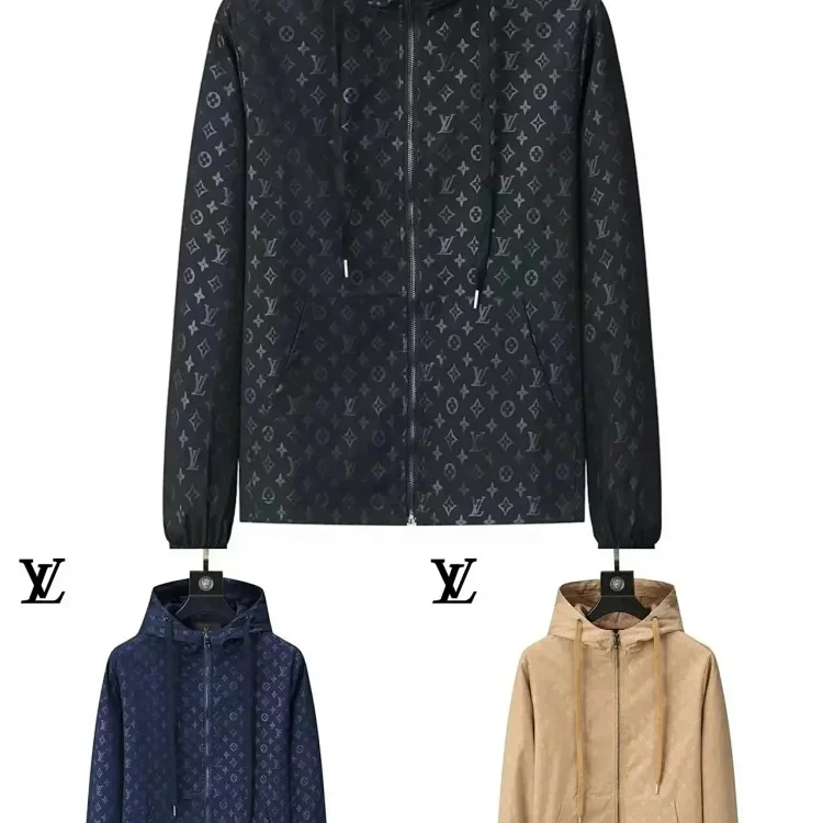 LOUIS VUITTON Coat