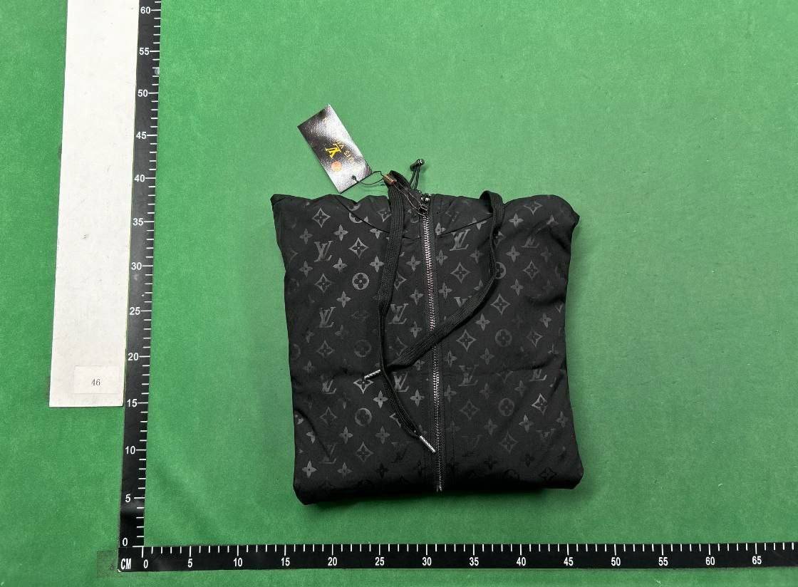 LOUIS VUITTON Coat