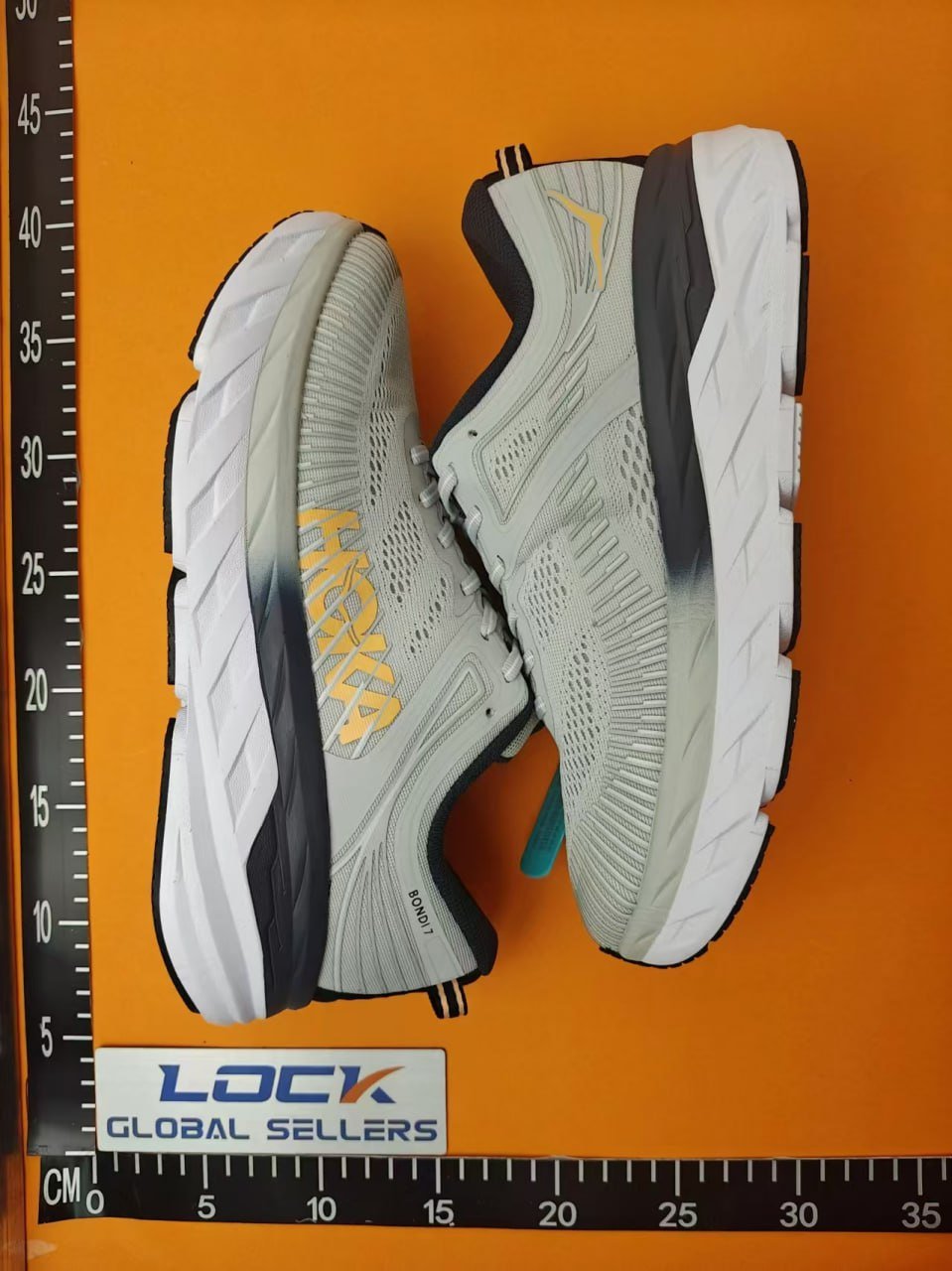  HOKA SHOES