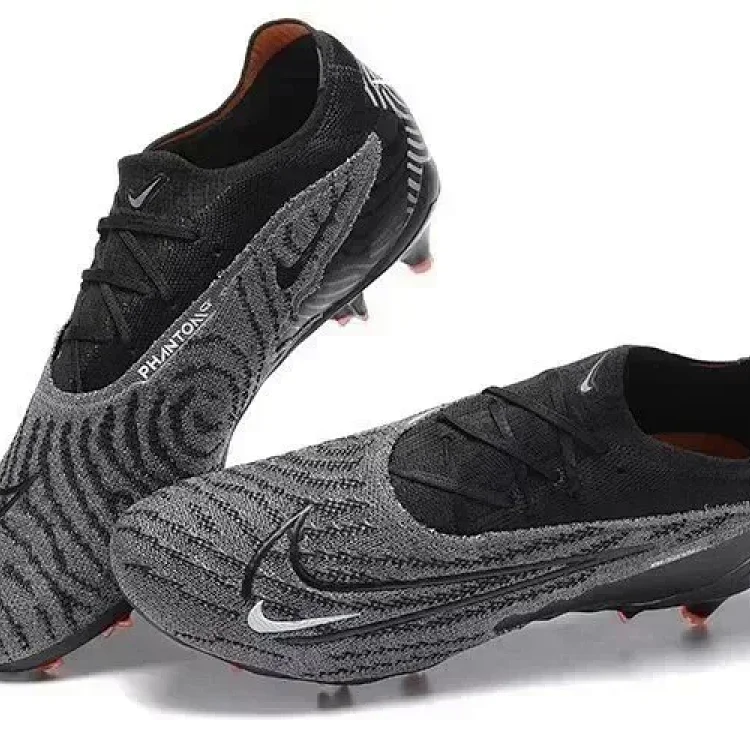 Nike football cleats 